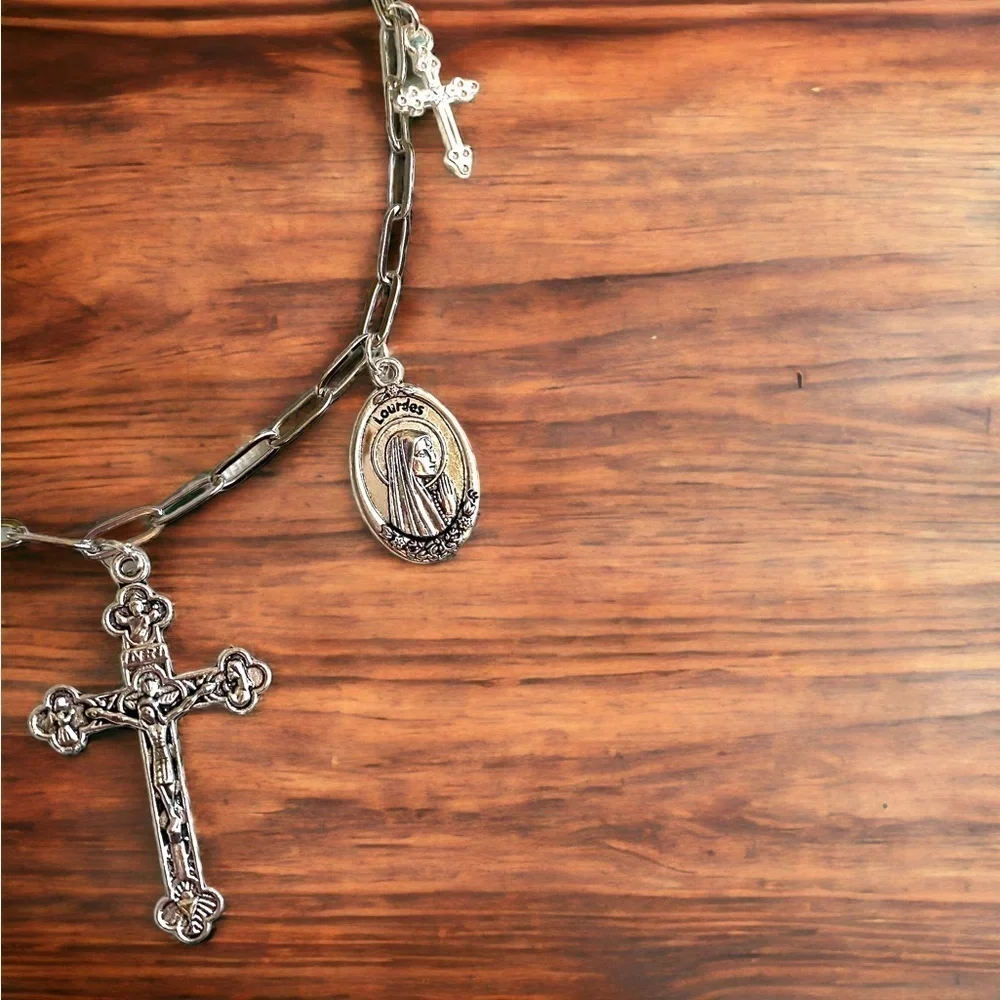 Gorgeous Medallion and Cross Charm Necklace